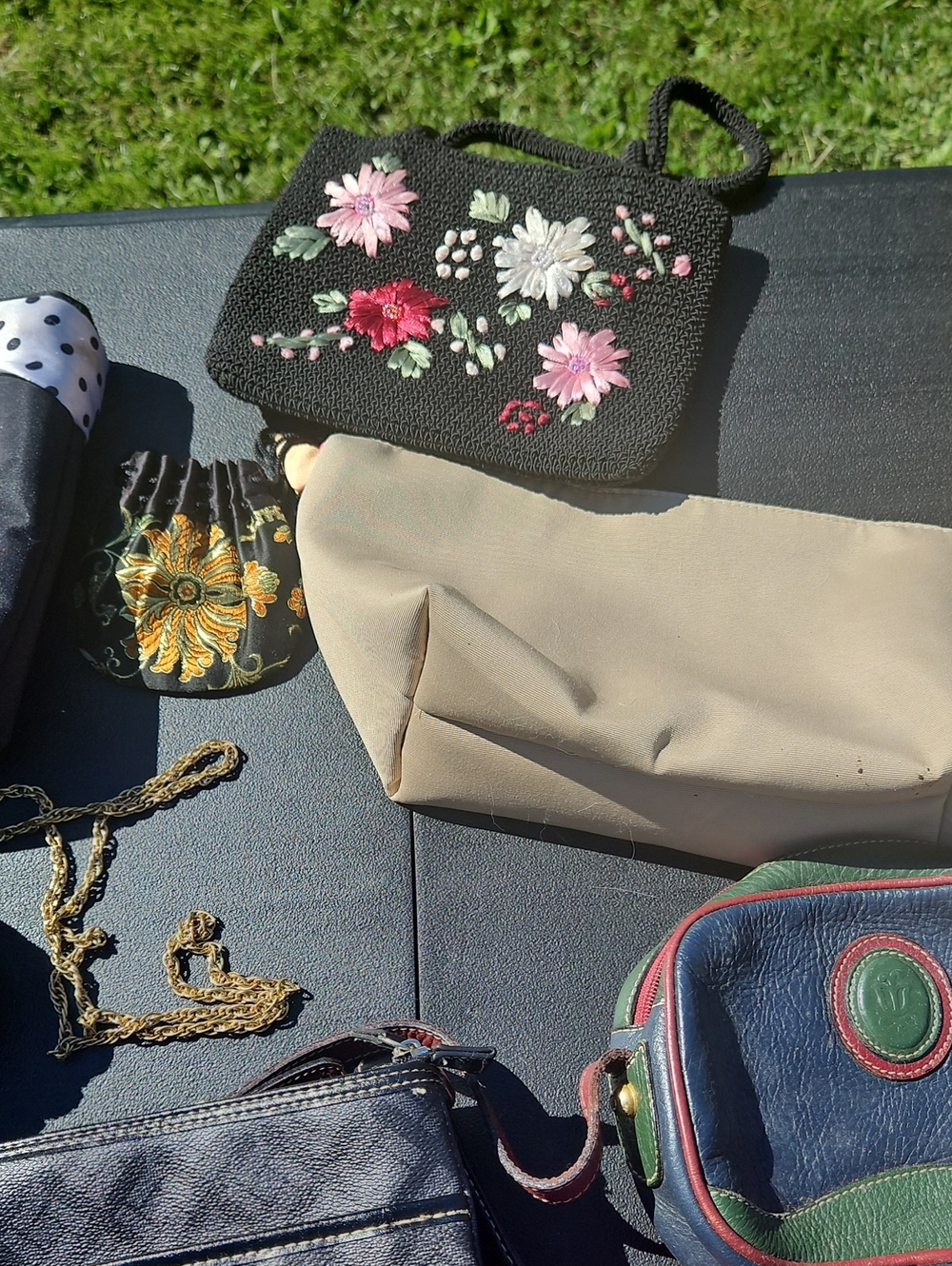 Multiple Bags - Picture 4 of 9